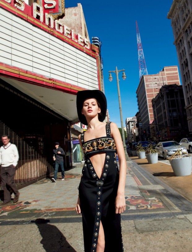 valery-kaufman-by-camilla-akrans-for-vogue-japan-march-2016-8-620x811