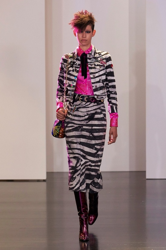 Marc-Jacobs-Resort-2017-Runway-Show03