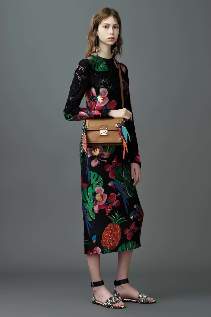 Valentino-Resort-2017-Collection01