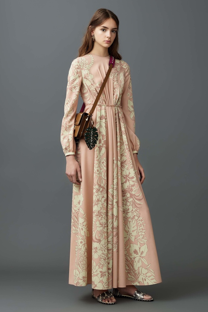 Valentino-Resort-2017-Collection18