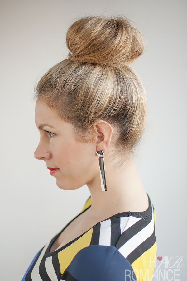 Hair-Romance-30-Buns-in-30-Days-Day-21-The-High-Sock-Bun-Hairstyle