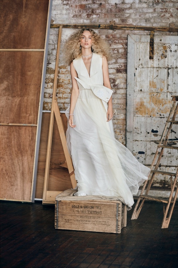 Moda-Operandi-Wedding-Dresses-Fall-2016-03