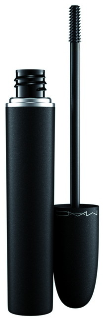 MAC HelmutNewton Mascara UpwardBlack 300dpiCMYK 2 cr