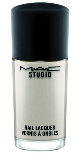 MAC HelmutNewton StudioNailLacquer CallTime 300dpiCMYK 1 cr