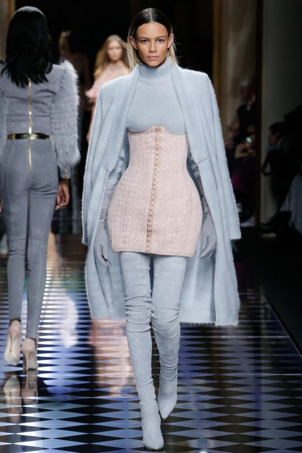 Balmain-Fall-2016-Pastel-Corset-Wool-Turtleneck-OTK-Boots-1-667x1000