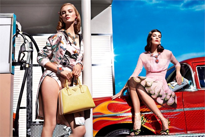 prada-ss12-ad2-700769 0x440