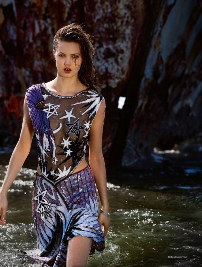 Edita Vilkeviciute Vogue Paris June July 2017 Editorial03