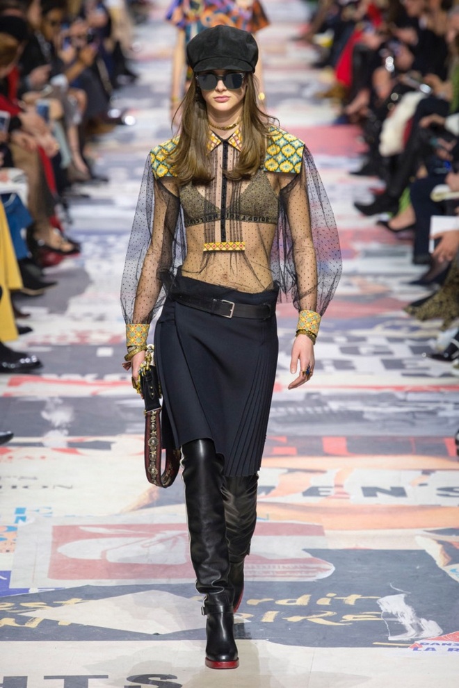 Dior Fall Winter 2018 Runway01