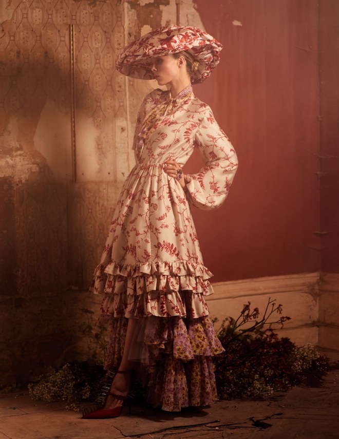 Edie Campbell Editorial01