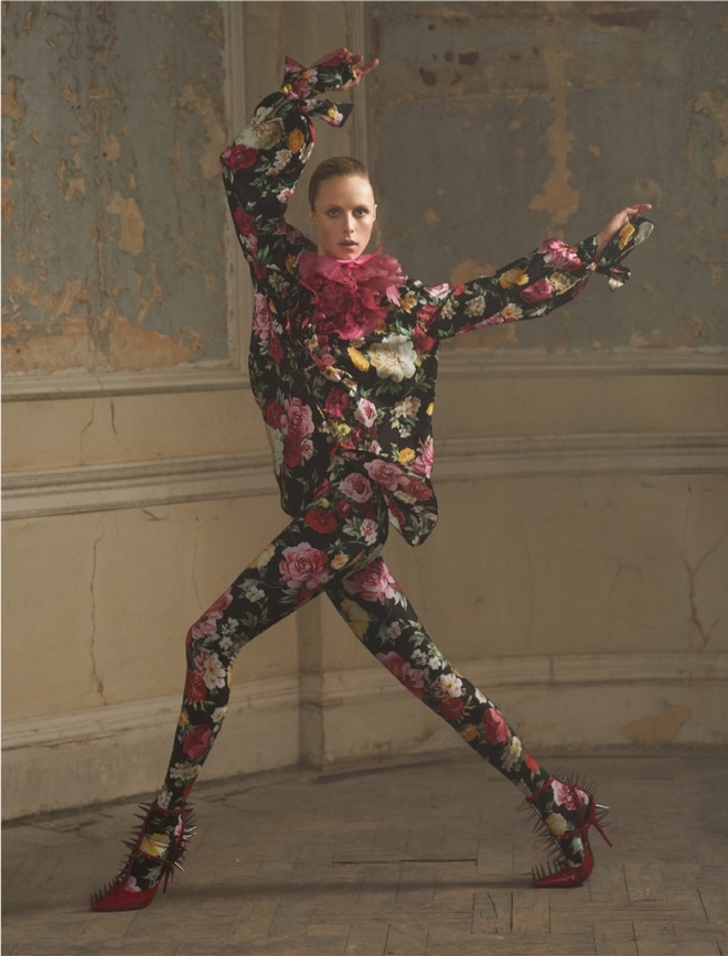 Edie Campbell Editorial01