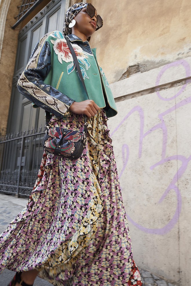 00004 valentino vogue resort 2019 pr