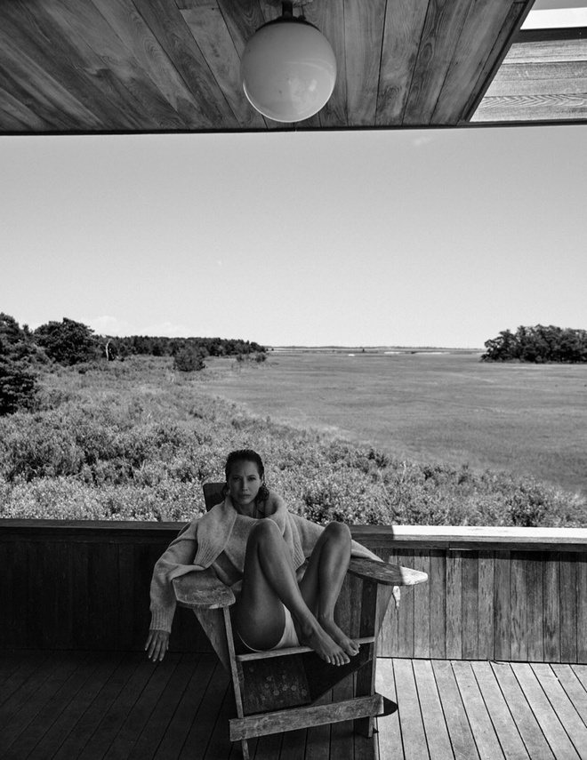 Christy Turlington Vogue Cover Photoshoot01