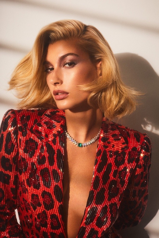 Hailey Baldwin Vogue Arabia Cover Photoshoot08