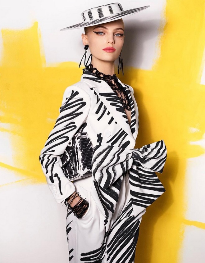 Moschino Spring Summer 2019 Campaign01