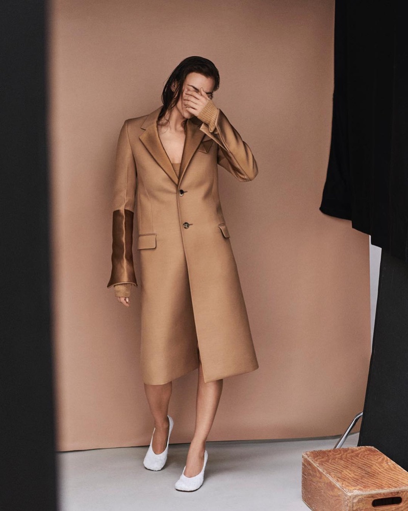 Irina Shayk Vogue Brazil Cover Photoshoot01