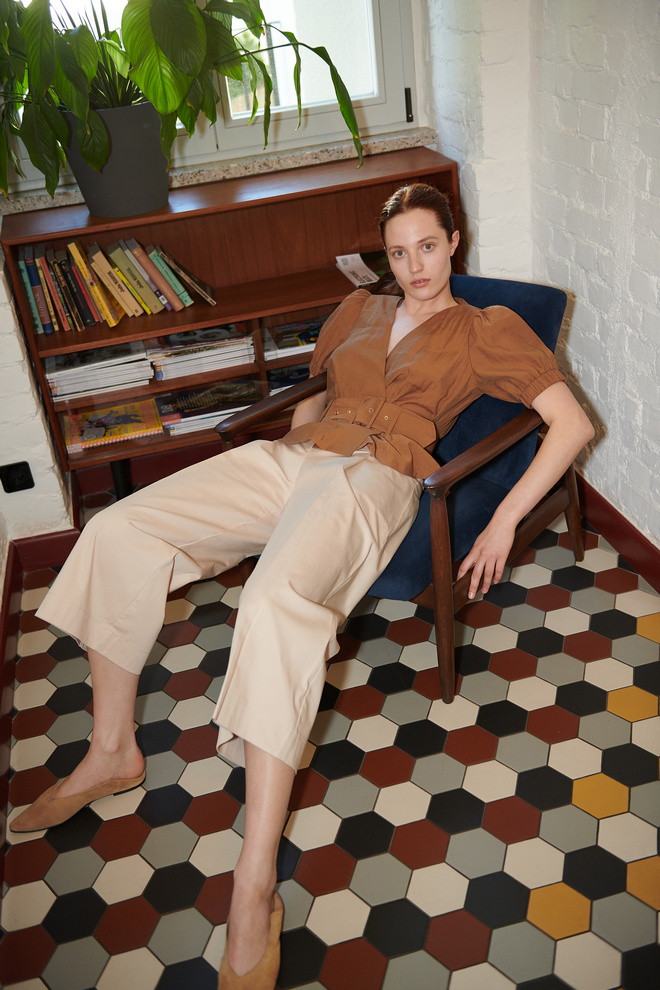 Reserved CASUAL Culotte hlače 24990kn Bluza na preklop 22990kn