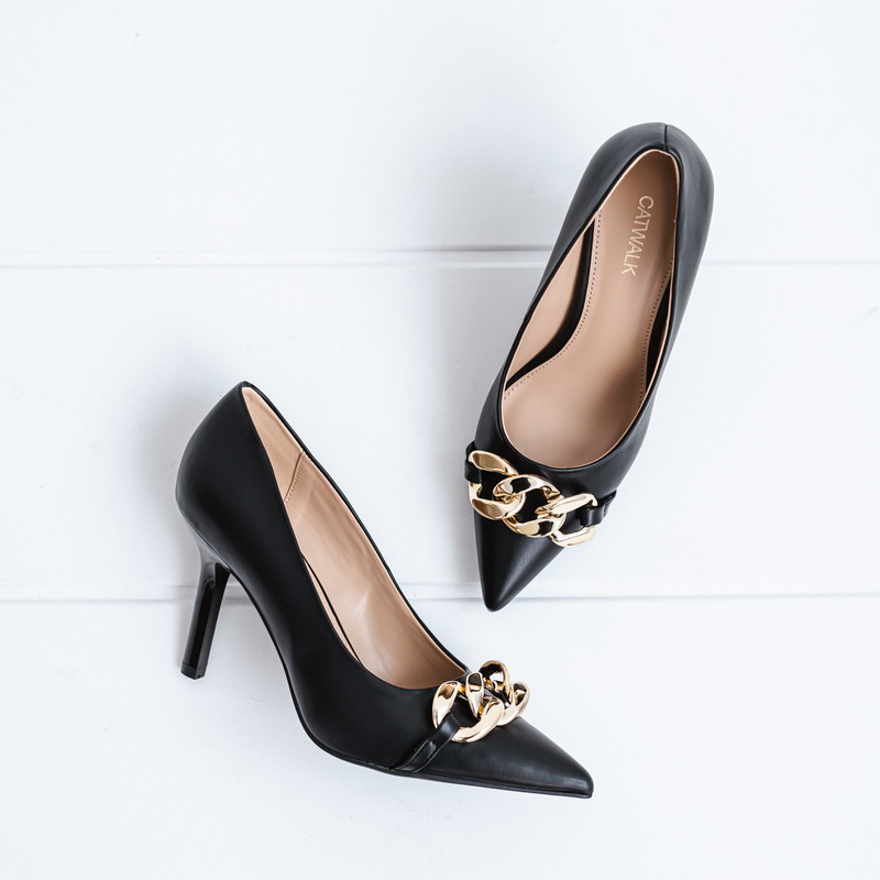 DEICHMANN 5