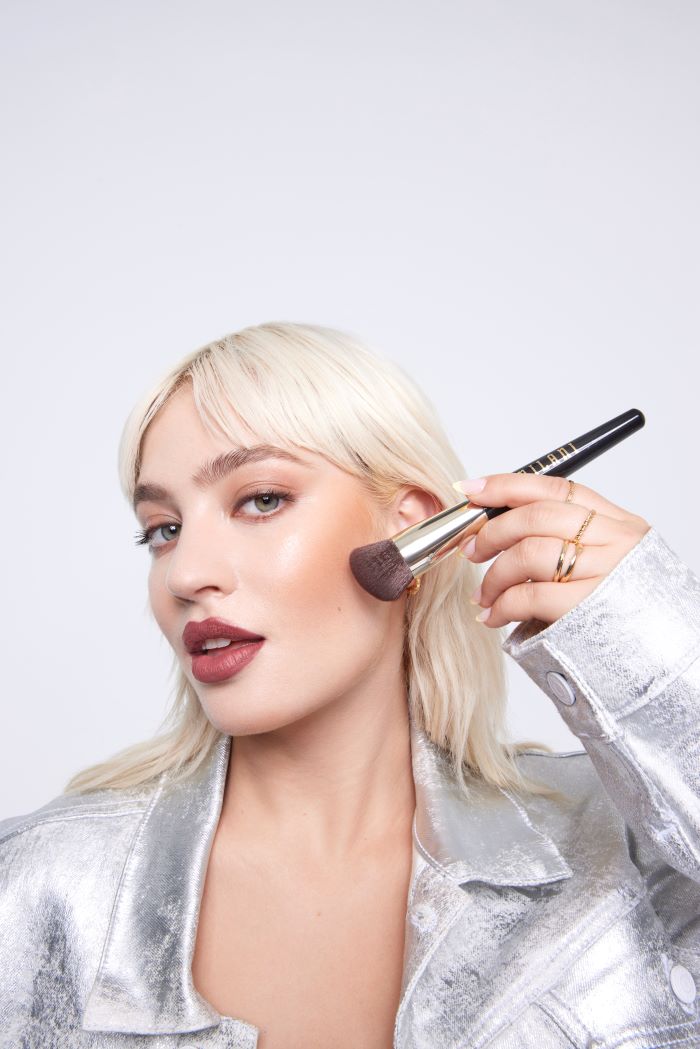 CREAM BRONZER APPLICATION GENEVIEVE 3344 v2