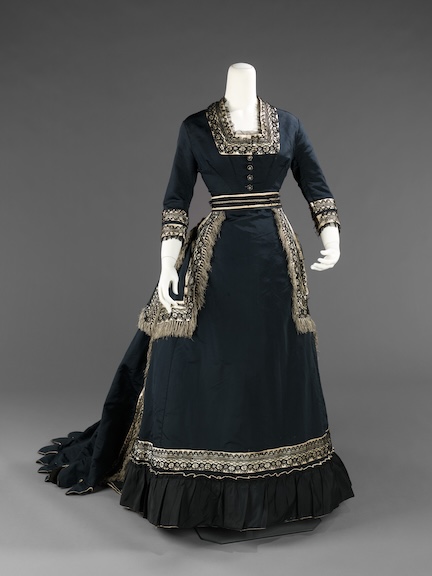 Mourning Dress Metropolitan Museum of Art