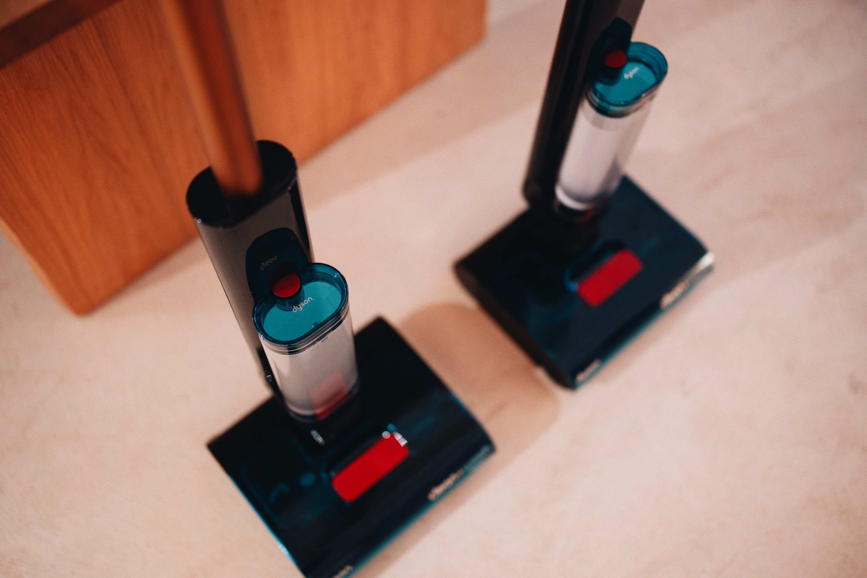 Dyson 25