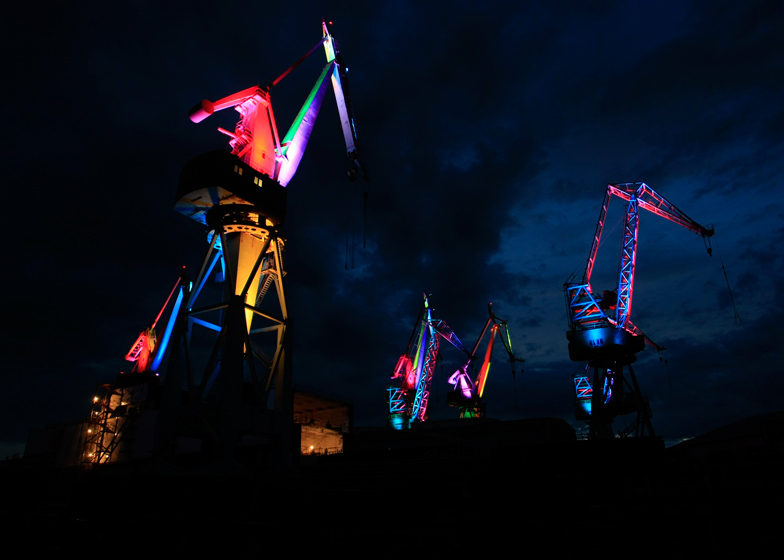 Lighting Giants 4