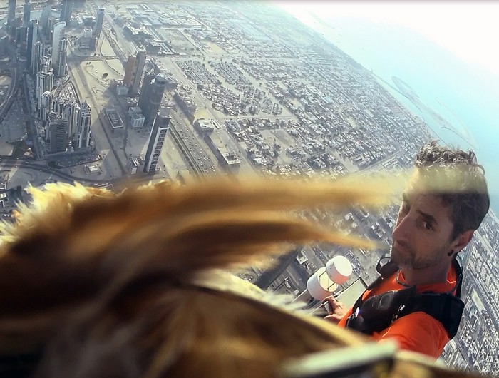 Dubai Darshan Flight15 SONY HDR AZ1 cr