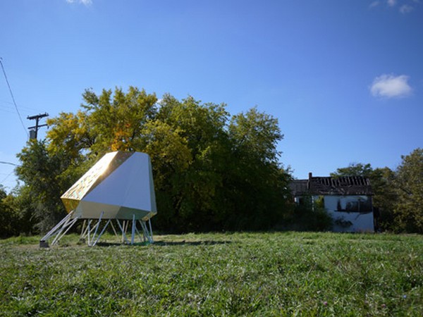 The Mothership mobile DJ booth by Anya Sirota 12