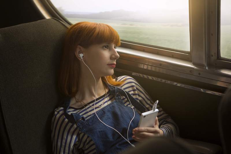 14. Xperia Z5c WHITE MDR NC750