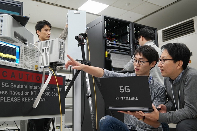 KT-Samsung-Electronics-5G-First-Call