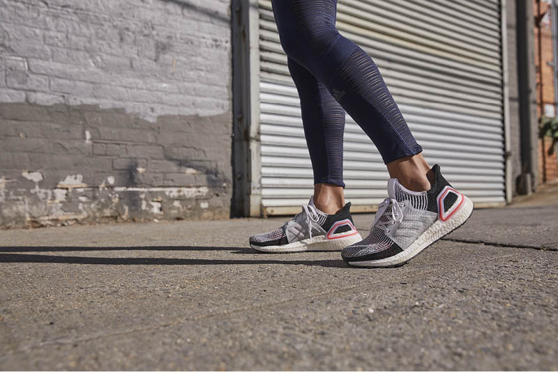 SS19 Ultraboost19 LASERRED.jpg