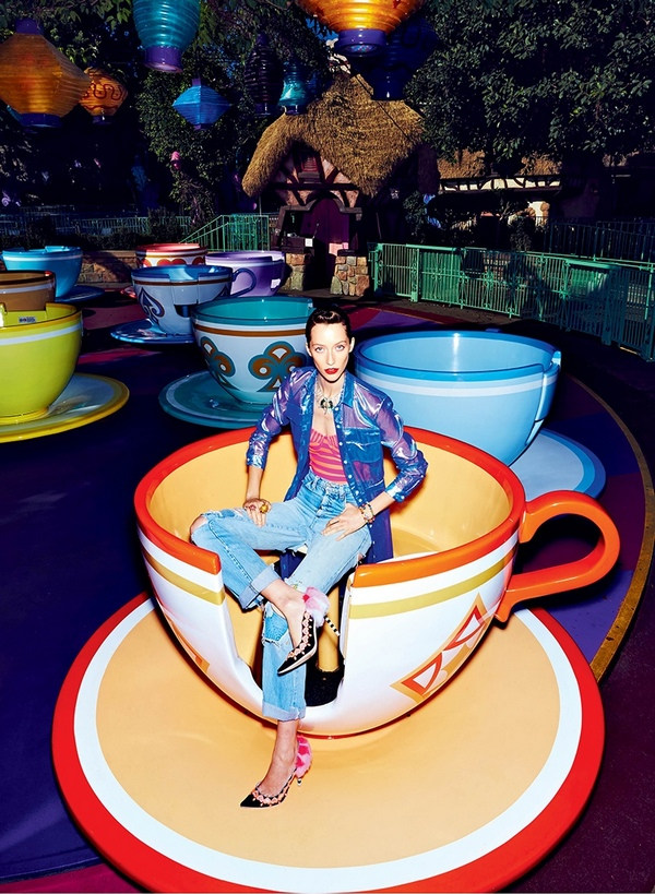 disneyland-fashion-shoot-elle08 cr
