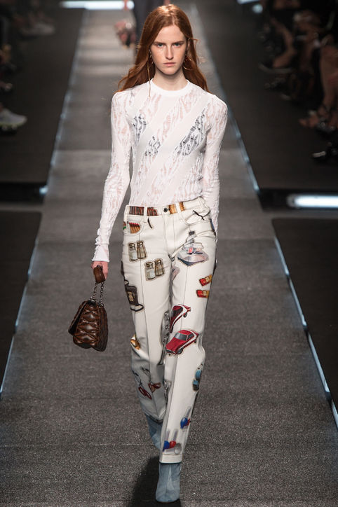 17-louis-vuitton-white-printed-jeans-spring-2015-h724