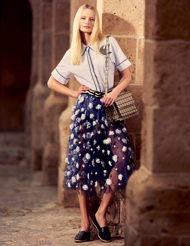 maud-welzen-by-david-burton-for-elle-italia-march-2015 4