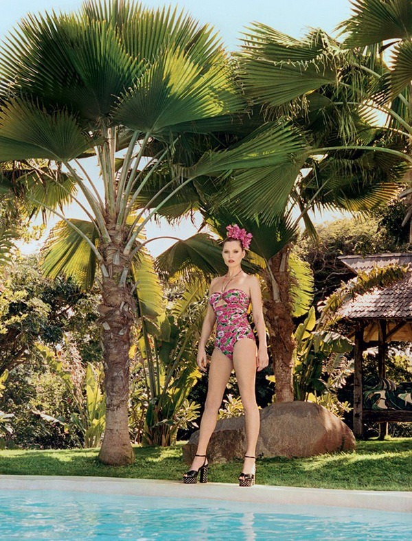 kate-moss-jamie-hince-by-venetia-scott-for-vogue-us-may-2015-4