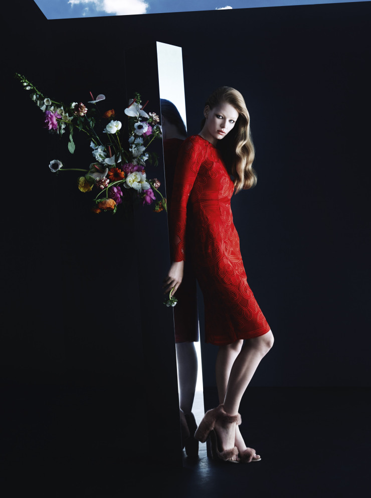 hollie-may-saker-by-camilla-akrans-for-blumarine-fall-winter-2015-2016-2