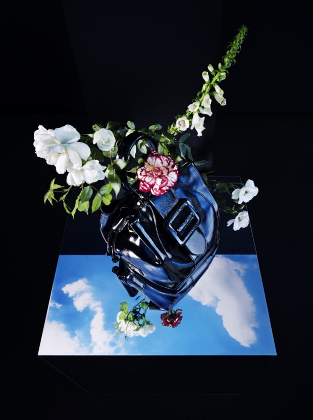 hollie-may-saker-by-camilla-akrans-for-blumarine-fall-winter-2015-2016-5-620x832