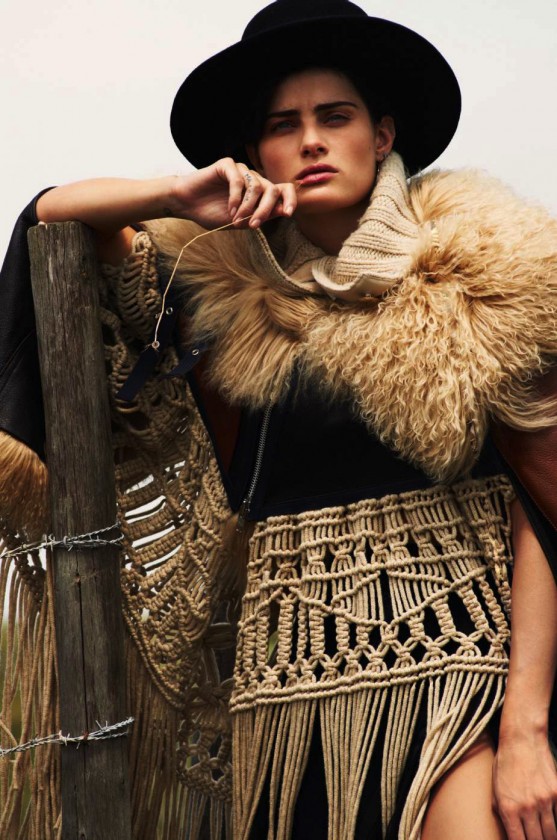 isabeli-fontana-by-cedric-buchet-elle-france-august-2015-11-557x840