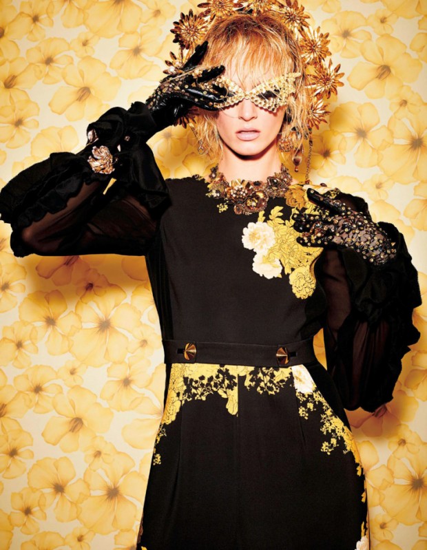model-daria-strokous-by-francois-nars-for-harpers-bazaar-japan-december-2015-1kh-620x799