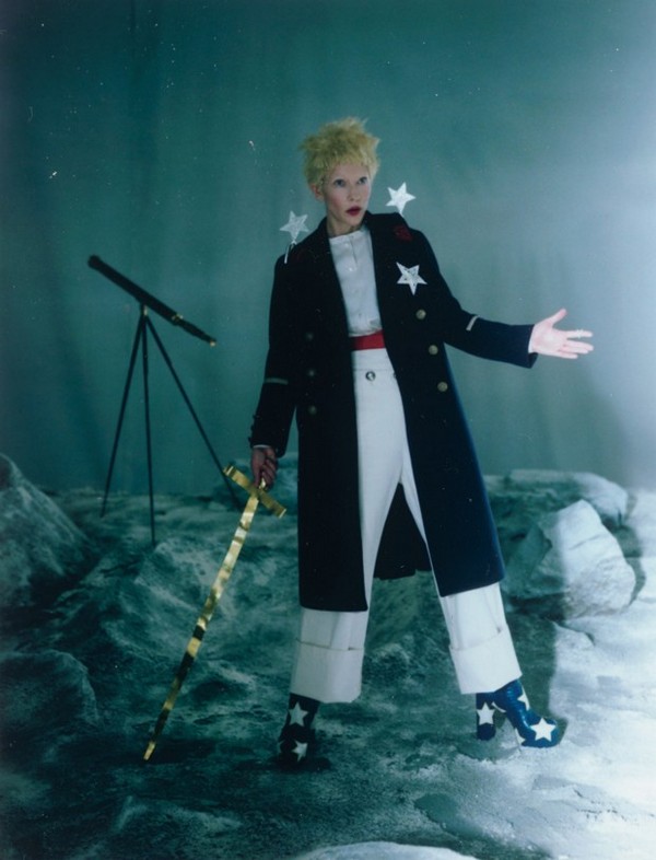 cate-blanchet-for-w-magazine-by-tim-walker-2-15sxc-620x812