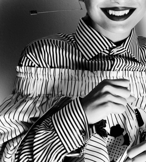 frederikke-sofie-nathalie-westling-lineisy-montero-by-mario-testino-for-vogue-italia-february-2016-11-620x685