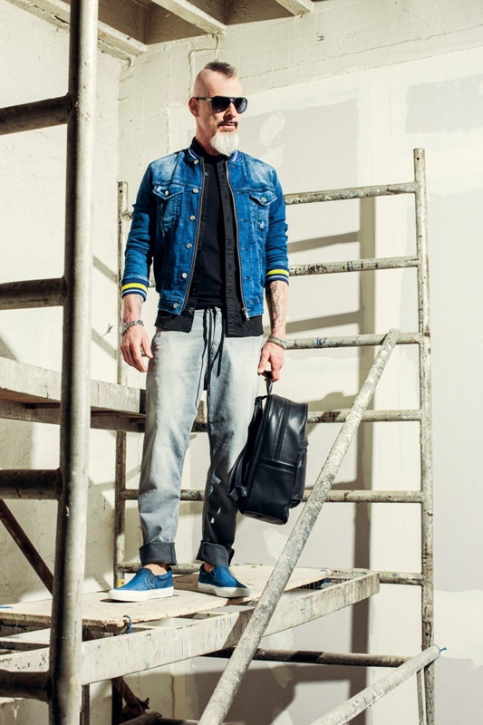 Tomo in der Muhlen 4