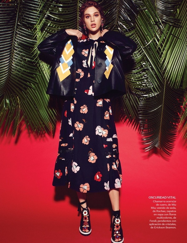 Anais-Pouliot-Vogue-Mexico-April-2016-Editorial04