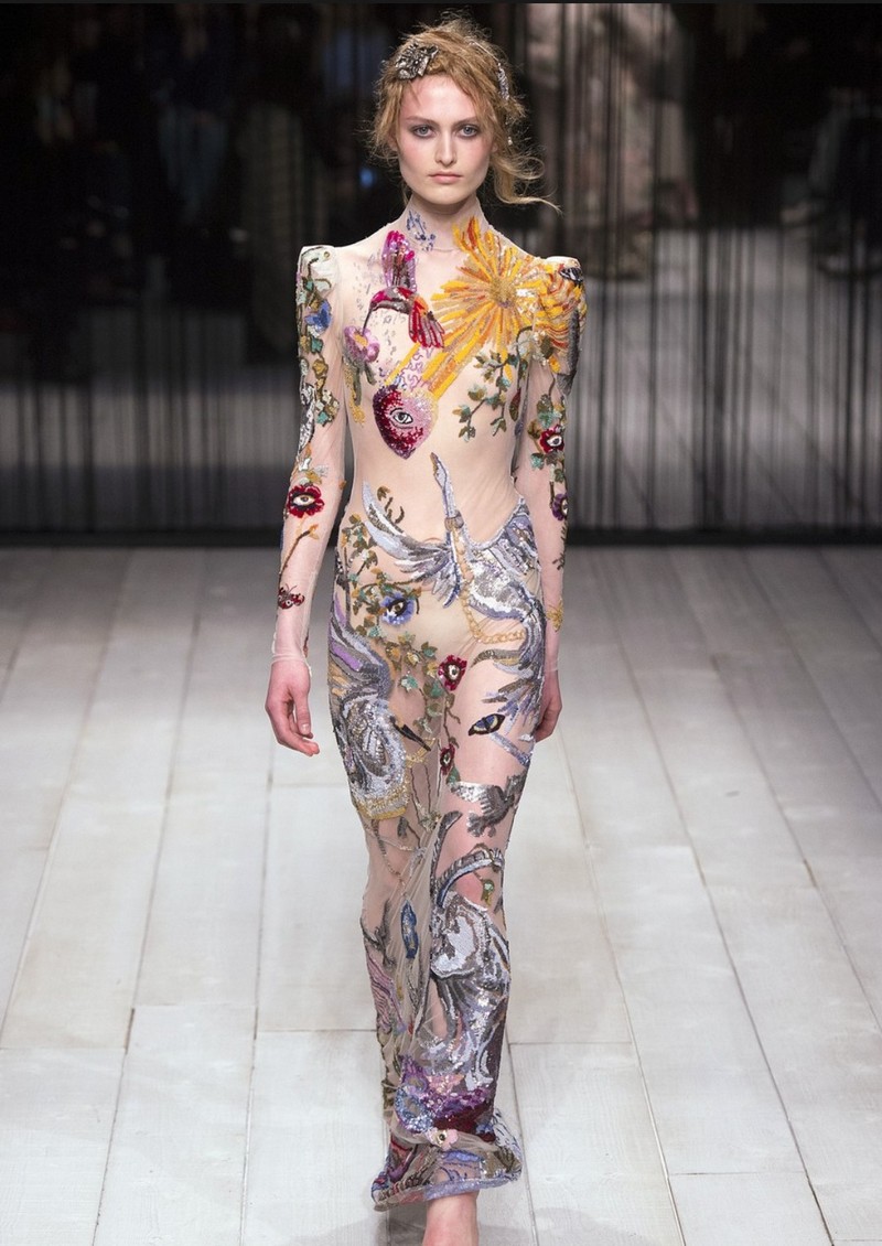 ALEXANDER MCQUEEN FALL 2016 32