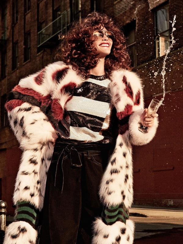 Catherine-McNeil-Party-Looks-Allure-2016-Editorial02