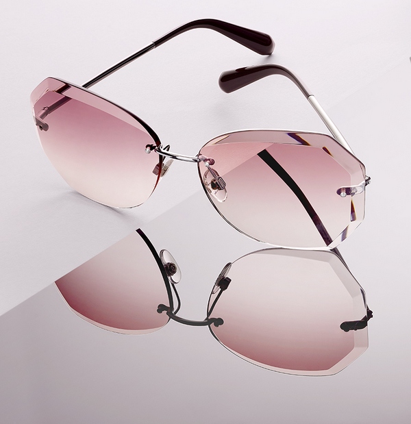 55 CHANEL-EYEWEAR---SPRING-2017---ARTISTIC-PICTURES LD cr