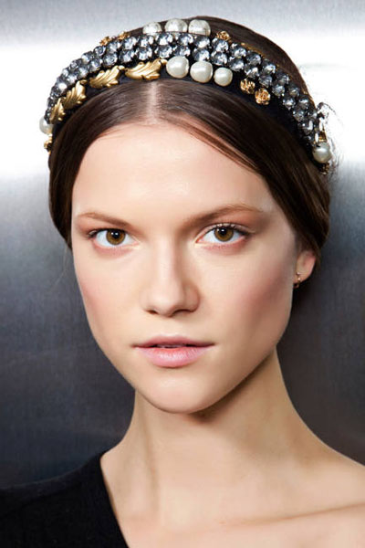 black headband patrick demarchelier