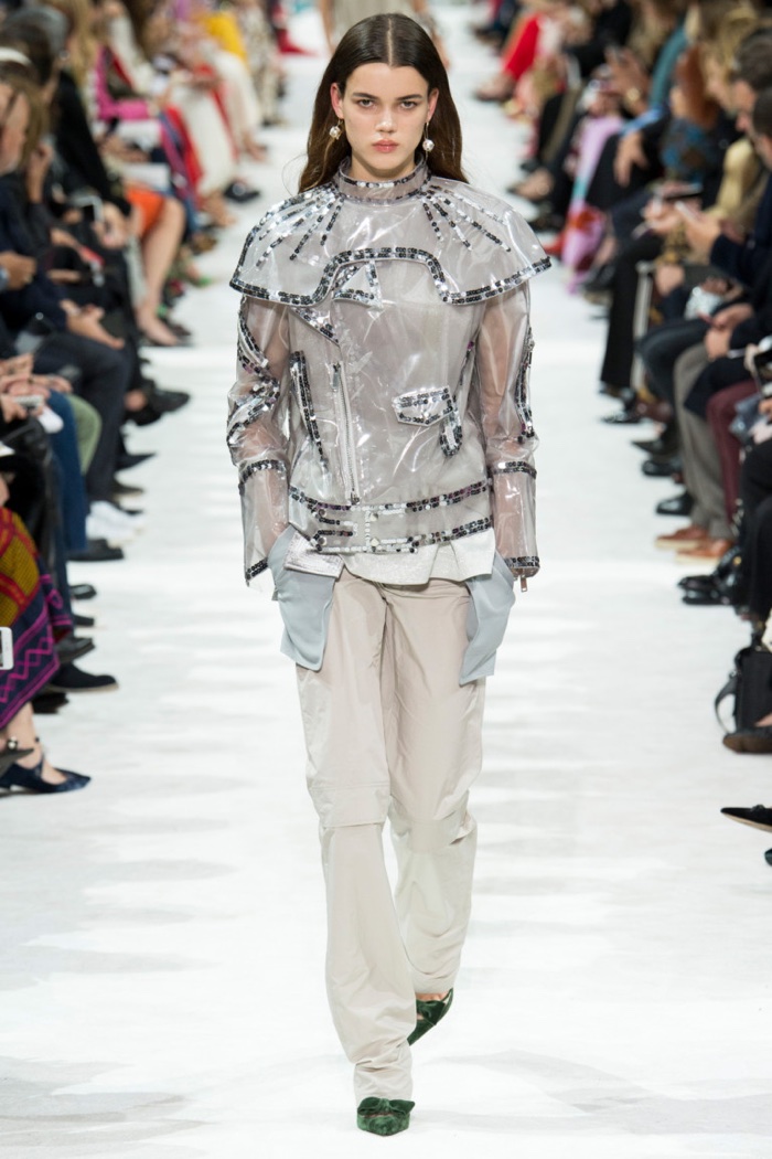 Valentino Spring Summer 2018 Runway01