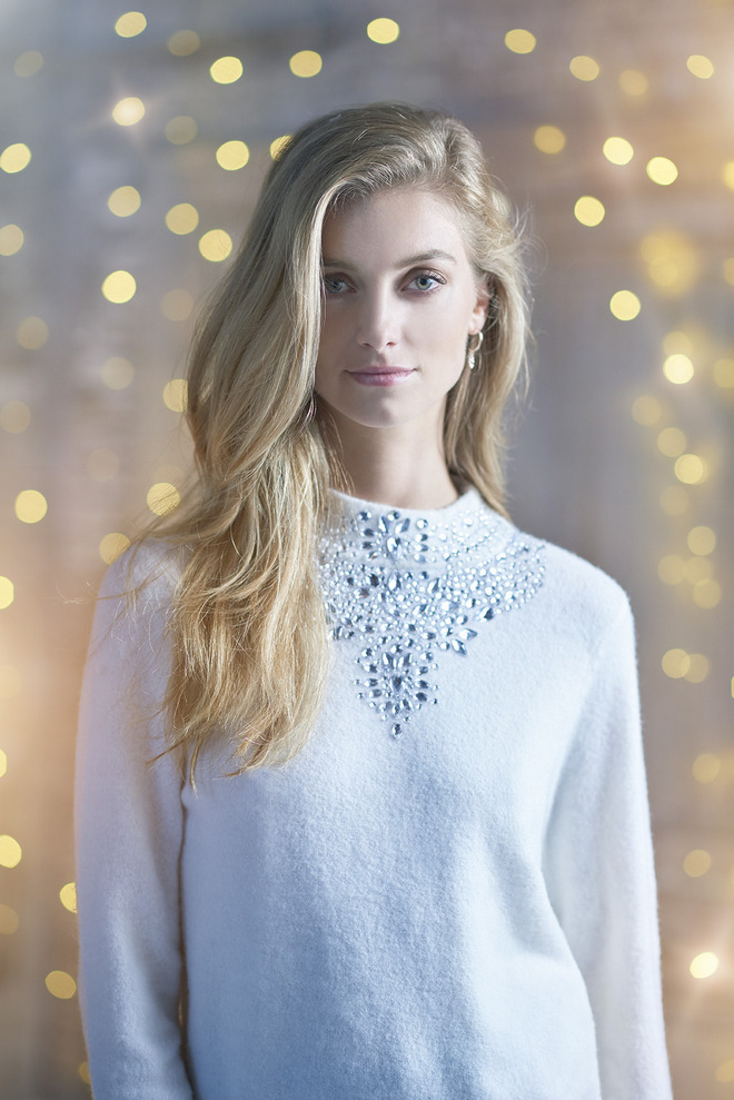 Anna Mila Guyenz El Libro Amarillo Fall 2017 Catalog07