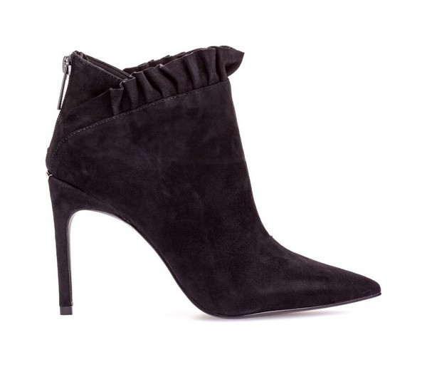 18126 09 06 Liu Jo 01 1330 kn