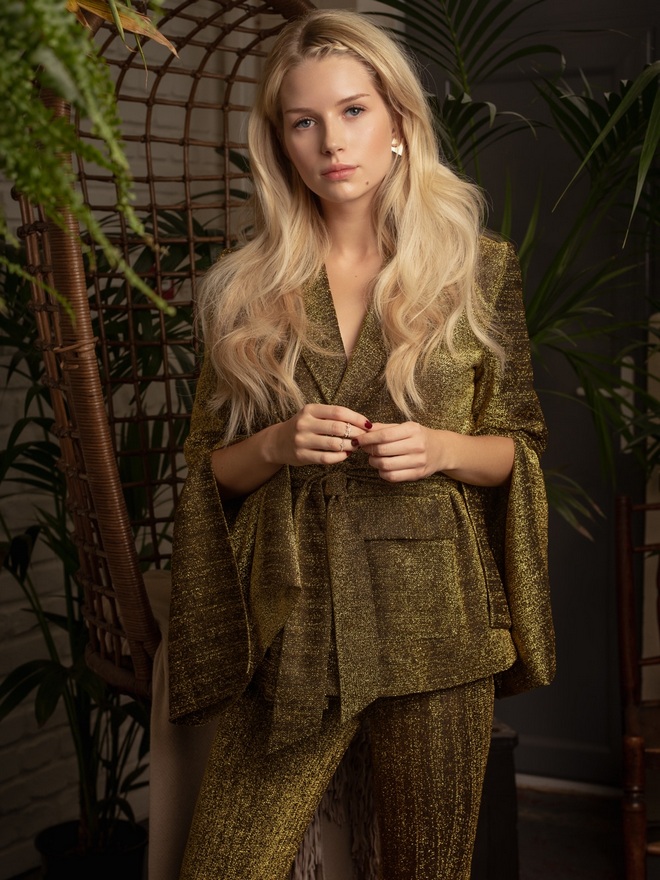 Lottie Moss ELLE Bulgaria October 2018 Anna Zesiger 2